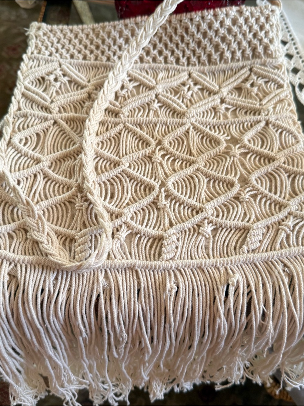 Vintage Boho Macramé Fringe Bag in Natural from 1970s - Picture 7 of 8